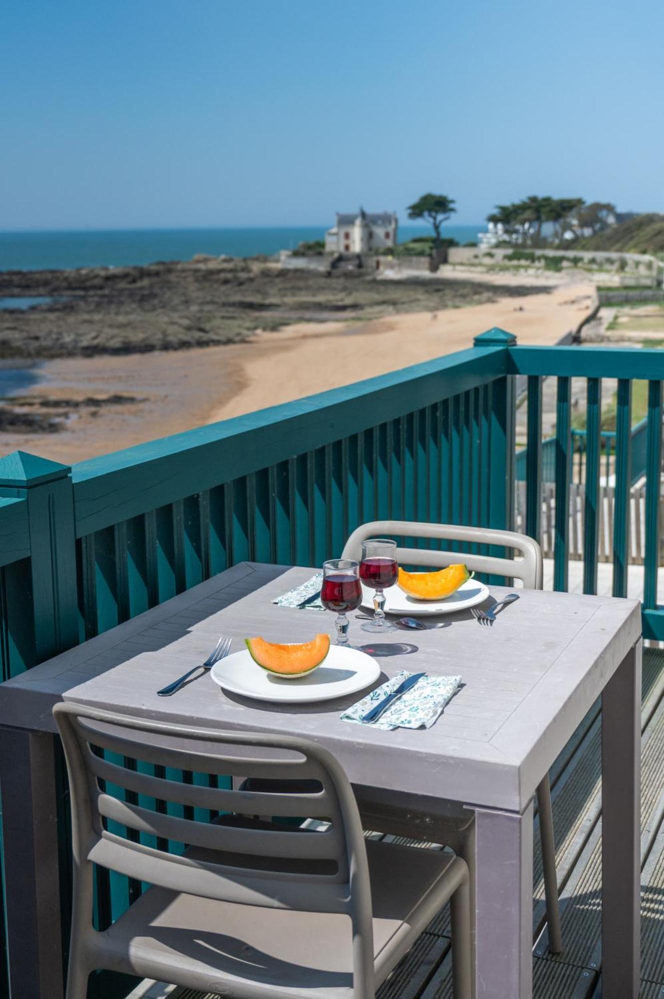 Residence Odalys Valentin Plage Batz-sur-Mer Exterior photo