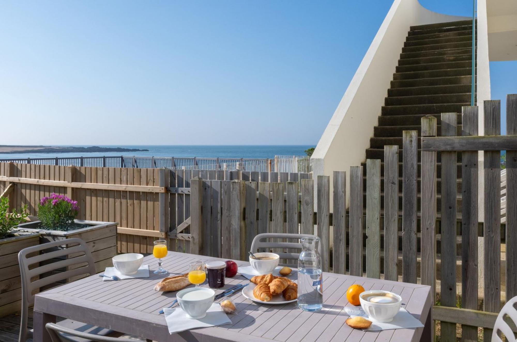 Residence Odalys Valentin Plage Batz-sur-Mer Exterior photo
